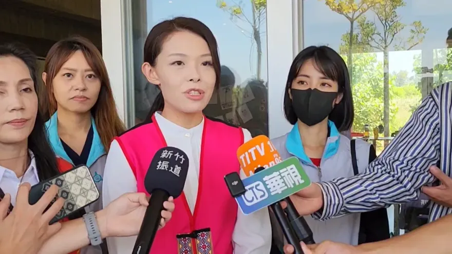網友爆她「靠特權進北一女」裁定不起訴　高虹安怒：沒有辦法接受！