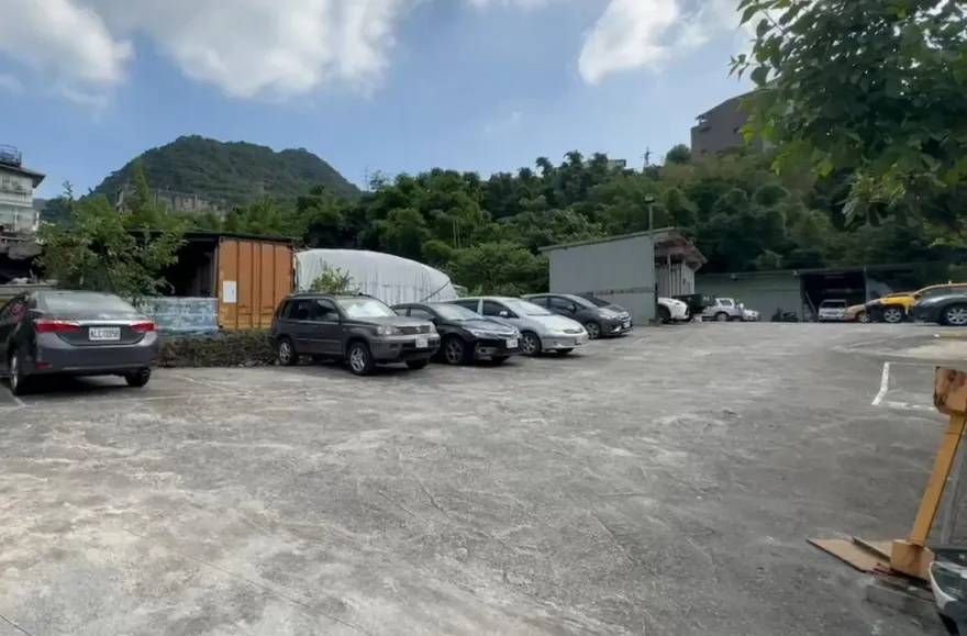 黃國昌土地涉違規設停車場　新北市府擬開罰6萬元