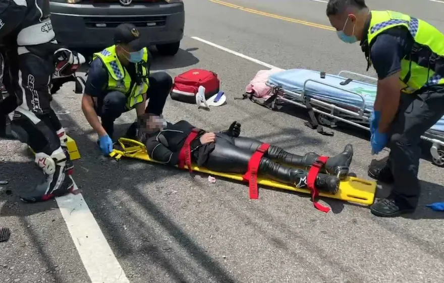 快訊/苗栗台三線3重機追撞釀3傷！女騎士摔入果園OHCA命危