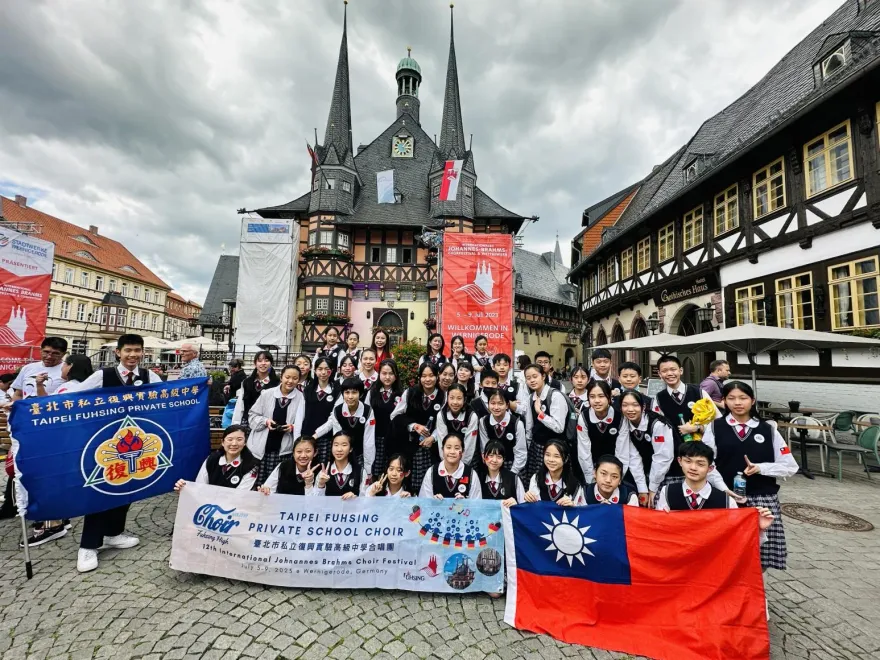 德國約翰布拉姆斯國際合唱大賽　復興中學合唱團勇奪少兒組金獎與評審特別獎