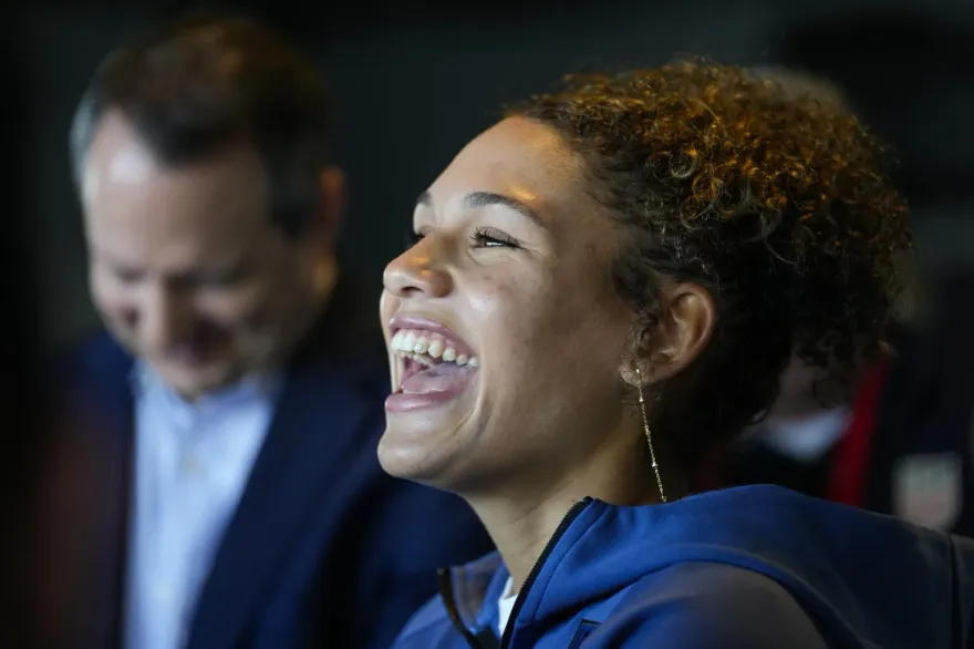 影/我爸羅德曼！小蟲21歲正妹女兒暖機「獨進2球」　世界盃拚3連霸