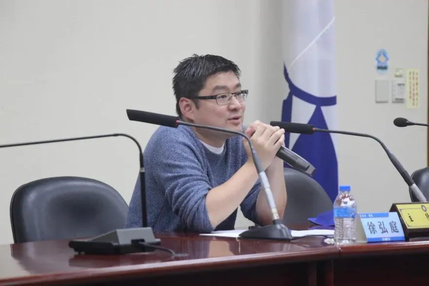 挺郭派餐會見光死　徐弘庭還原事實經過：我覺得被消費了