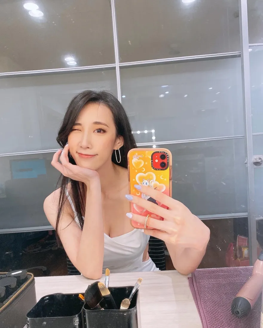 瑤瑤當眾被嫌「叫床應該很難聽」！遭2男學叫聲…痛揭自卑：憑什麼講這種話