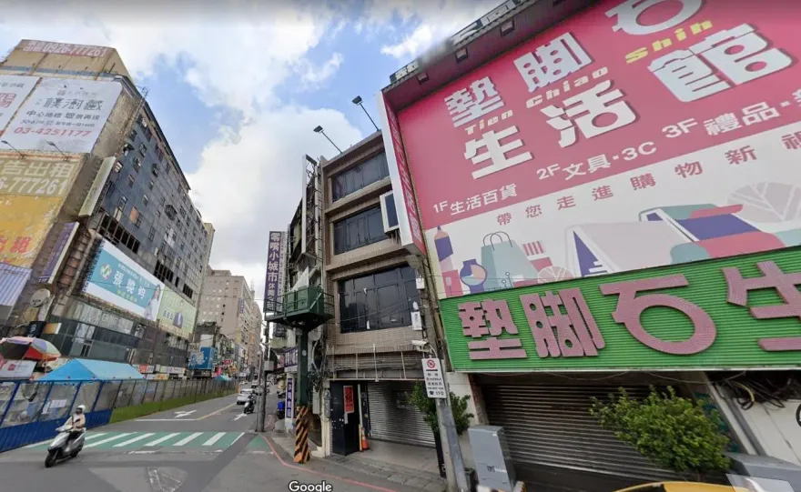 快訊/用電尖峰！中壢站前商圈突停電　害慘275戶、台電認了過載