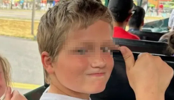 影/10歲童搭遊樂設施疑「保險桿鬆脫」　半空「被甩出座位」摔地多處骨折