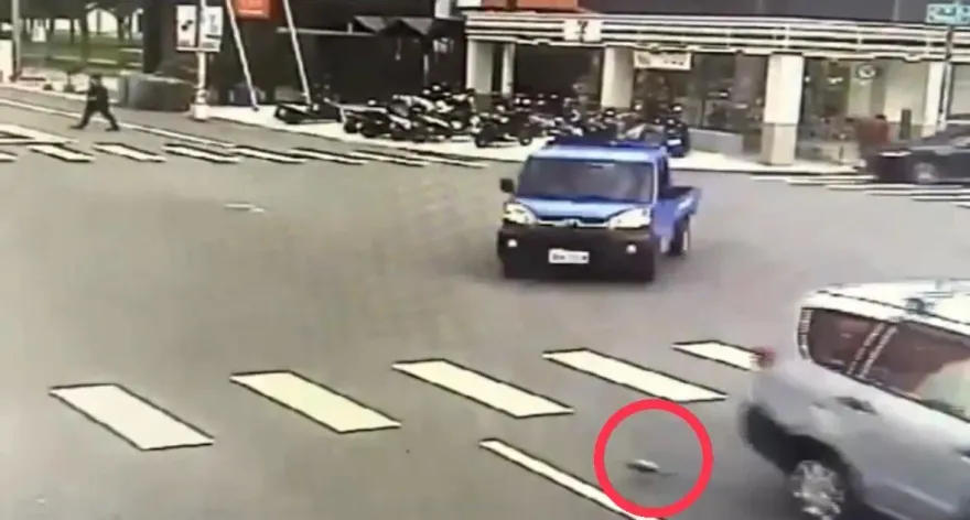 拾金沒有不昧還暗槓？　50歲男被抓到佯稱：工作忙忘記送警局