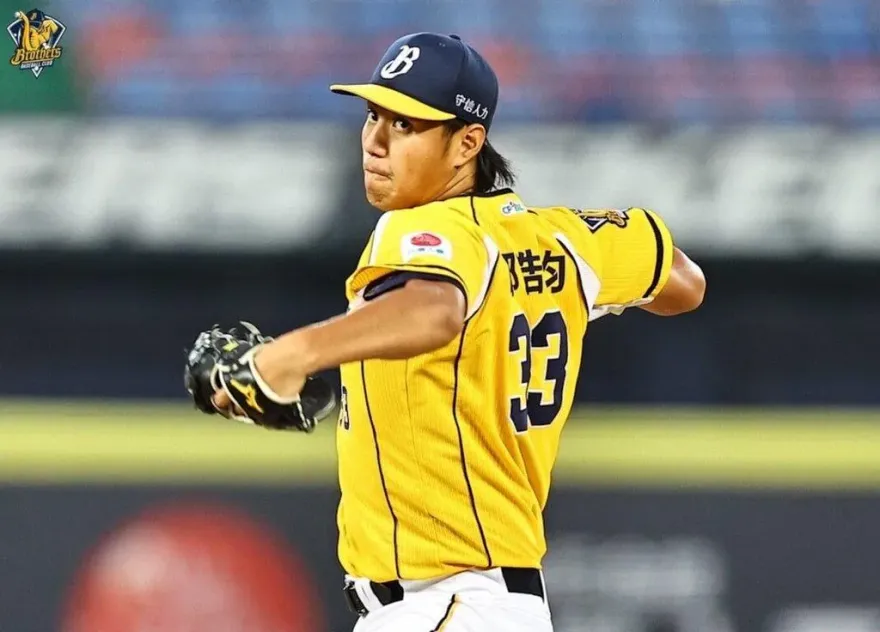 影/鄭浩均7局好投登本土勝投王　江坤宇、許基宏本季首轟同場出爐