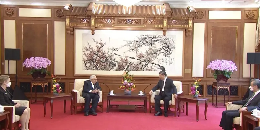 這是在特殊地點、特殊節點　舉行的一次非常特殊的會見