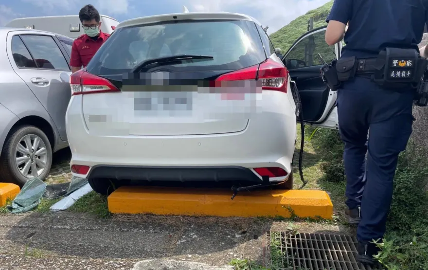 快訊/北市陽明山擎天崗命案　男子陳屍共享汽車內