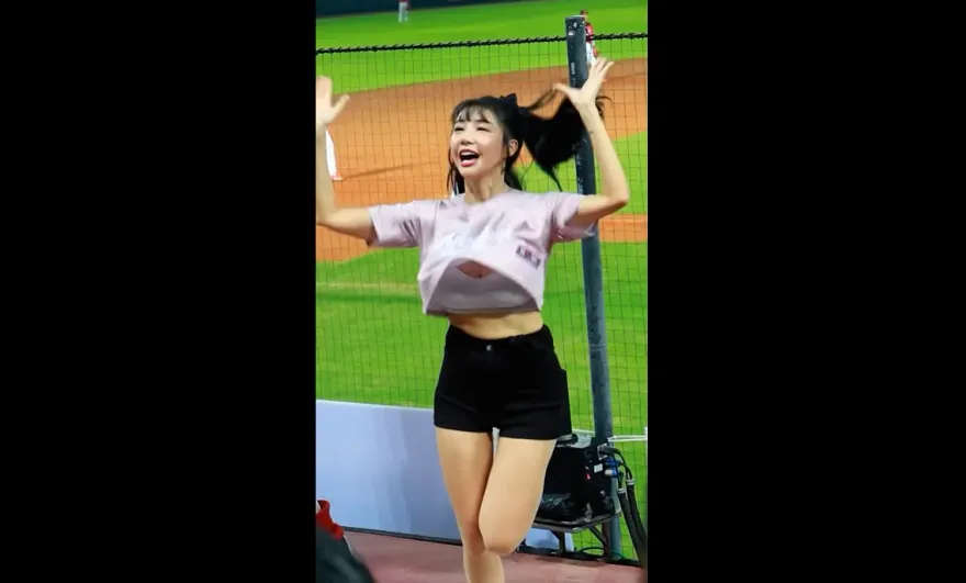 影/ＵＵ晃到Yuri質問：墊多少？筠熹親曝「內衣秘辛」：很多女孩都這樣