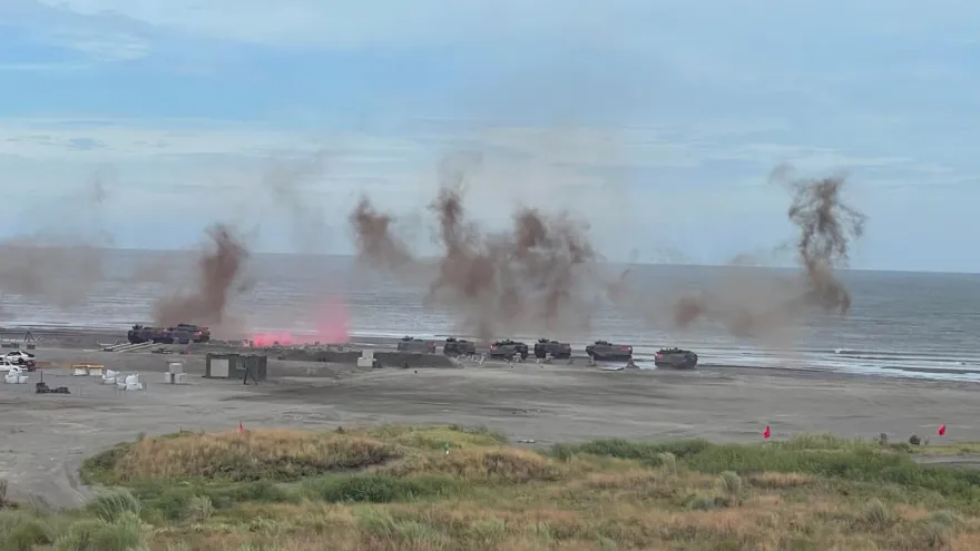 漢光演習/八里反登陸操演逼真震撼！國軍展現精實訓練成果