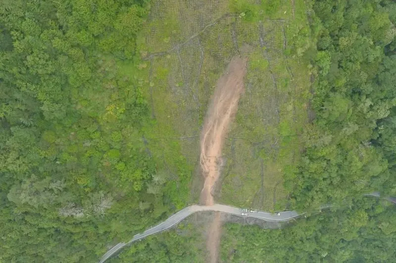 杜蘇芮災情/中橫91.5k搶通！歷經5小時清除坍方　將連8天夜間預警封閉