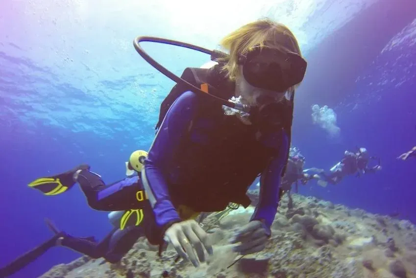 小琉球潛水引糾紛！男教練水下狂毆女同業致腦震盪　遭判刑4個月