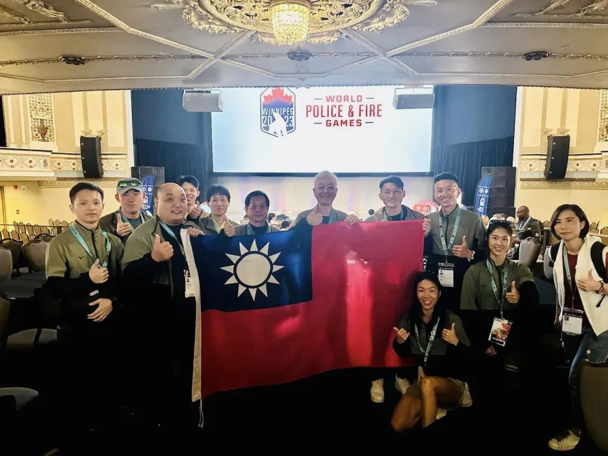影/他自費參加國際賽「遭警政署官禁舉國旗」！議員這句話酸破盲點