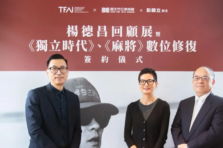 昔坑成龍錢「逃亡12年」！名導遺孀彭鎧立突高調亮相…網傻眼：她不是通緝犯嗎？