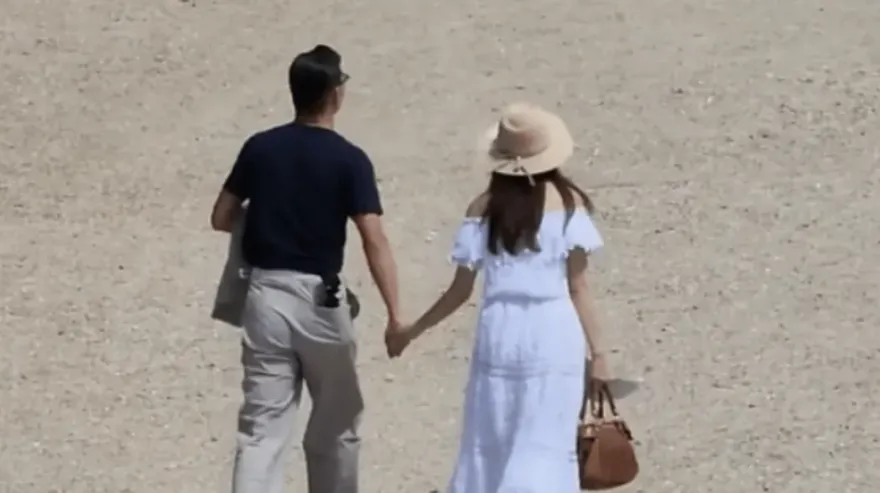 嫁給愛情！林志玲牽手AKIRA「凡爾賽宮約會」　夫妻真實互動曝光