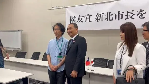 侯友宜訪日「神預測學者」小禮物幫大忙！超神效果曝