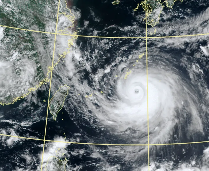 颱風假這次穩了？專家曝卡努颱風路徑變了：這天北台灣「近停班課標準」