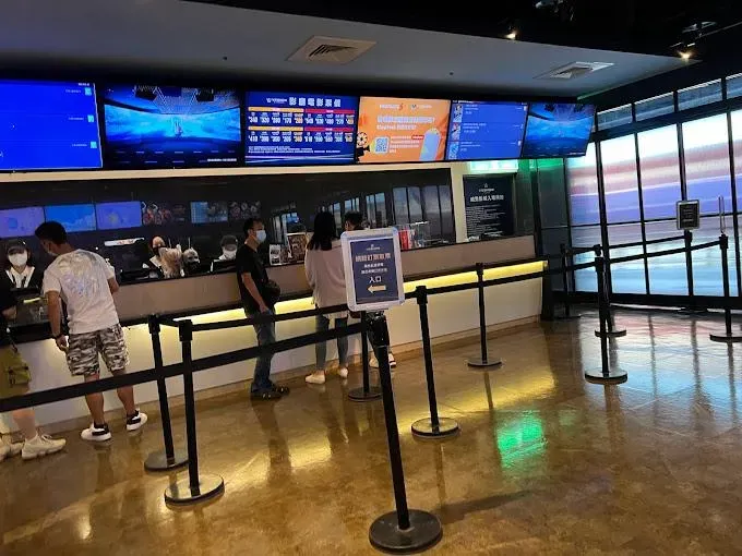 卡努民生/北部停班課1天！威秀影城「雙北今正常營業」　網嗨爆：颱風天爽賺