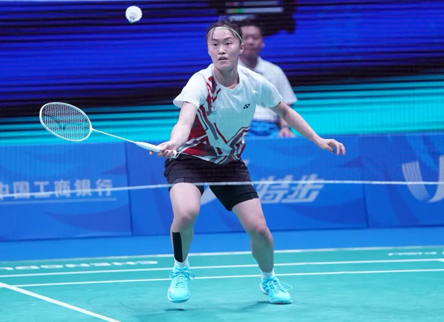 世大運/林俊易男單爆冷落馬！羽球4組人馬殺進4強　保底4面銅牌