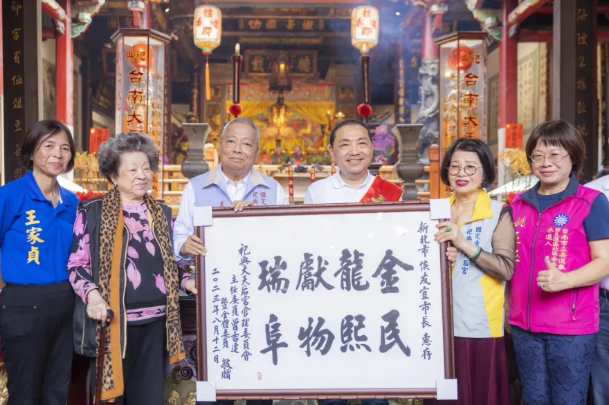 深綠之都變天？侯友宜廟口開講「這一幕」讓賴清德剉咧等！