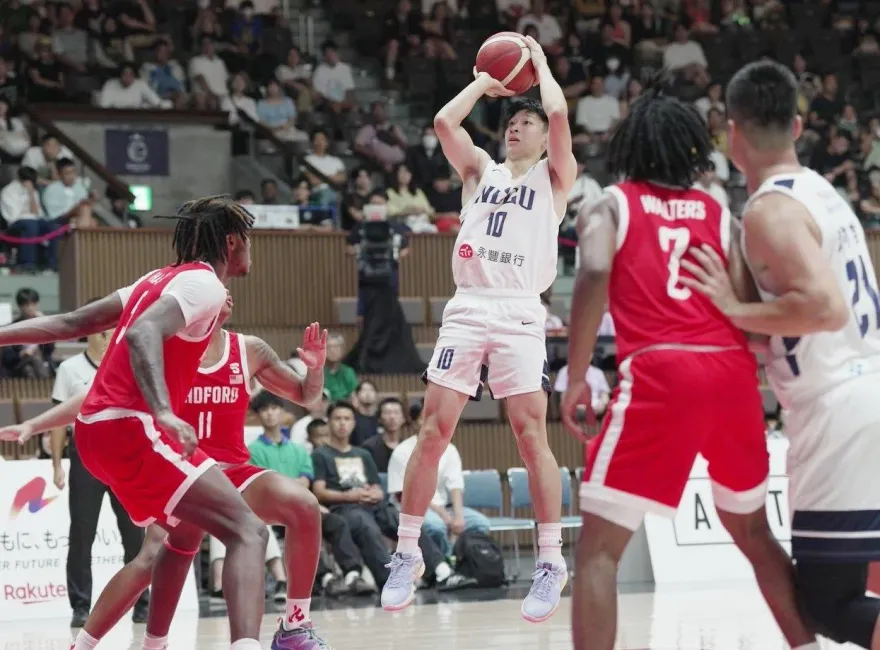 世界大學籃球賽/台灣第1次！政大擊敗NCAA一級學校　雄鷹飛進冠軍戰