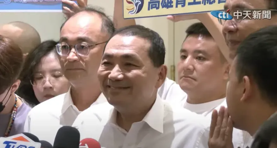 影/民進黨翻車！帶風向抹黑侯友宜「ㄅㄧㄤˋㄅㄧㄤˋ」說　慘被本尊一句KO