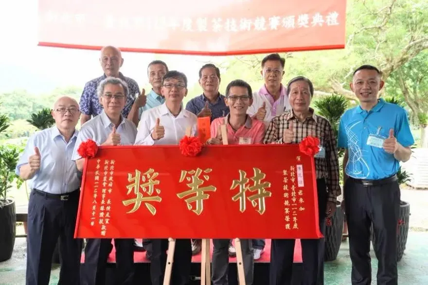 技壓群雄！陳昆諒勇奪「製茶技術競賽」特等獎　代表出征全國賽