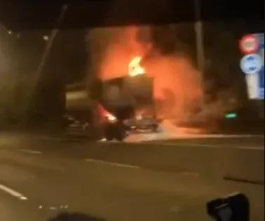 快訊/國1湖口段凌晨恐怖火燒車！槽車成烈焰大火球　2車道封閉