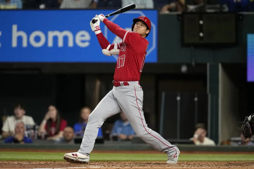 影/大谷翔平扛賽季42轟　隊友無安打比賽破功幸好勝投仍到手