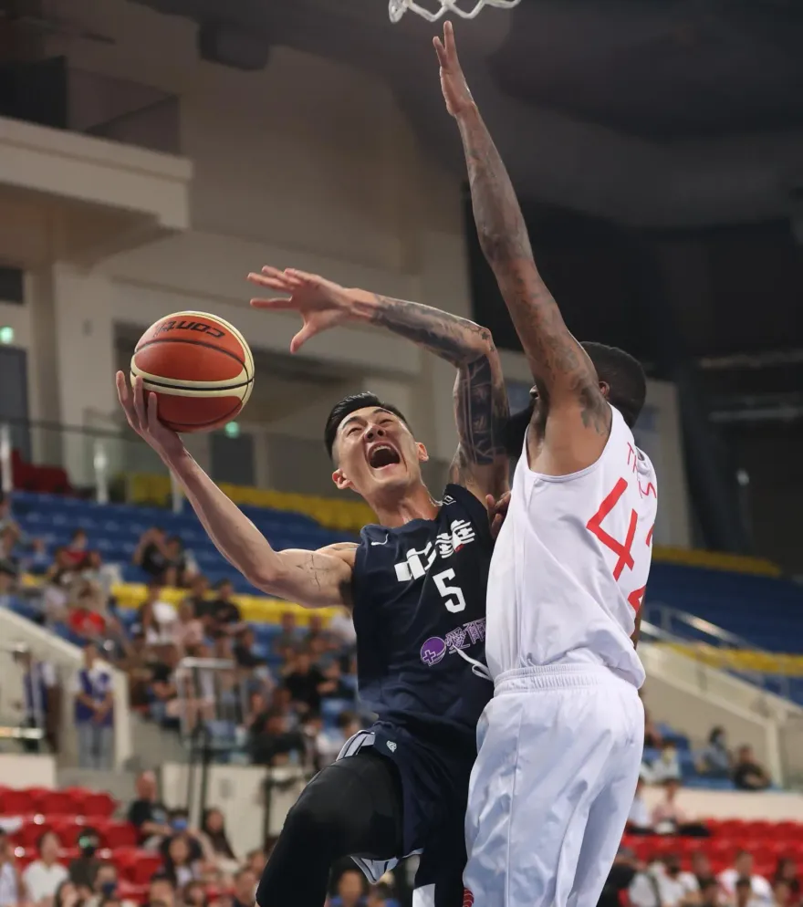 瓊斯盃/旅外果真香！劉錚、林庭謙聯手爆發　中華藍5連勝到手