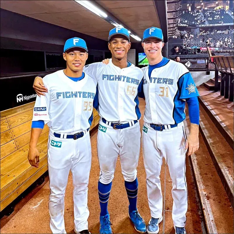 影/暌違669天再開轟！王柏融一軍連2戰當英雄　英雄訪問直呼「就是爽」