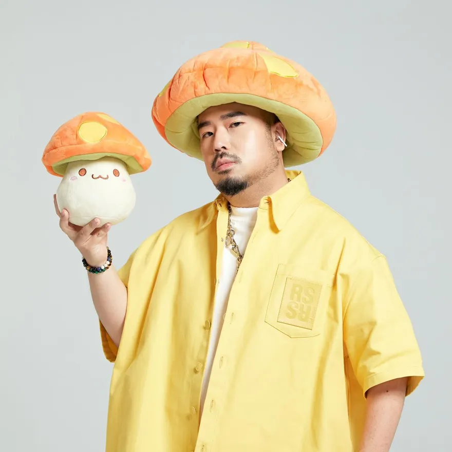 閃兵藝人接連主動到案　「阿達」赴新北地檢自首