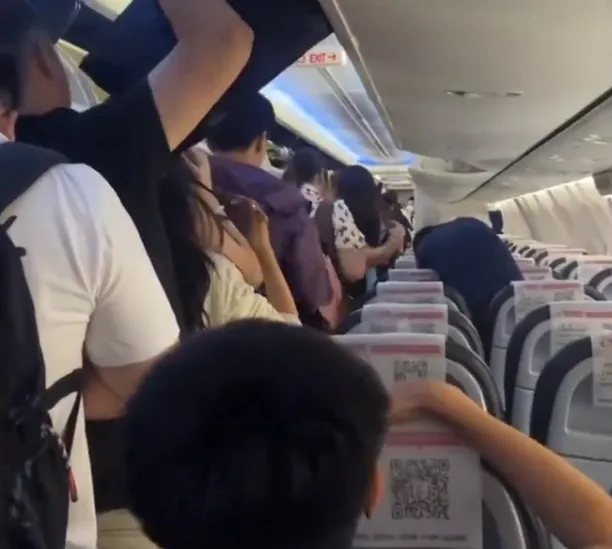 起飛前乘客突高喊「飛機上有炸彈」　所有人被迫下機檢查航班延誤3.5hr