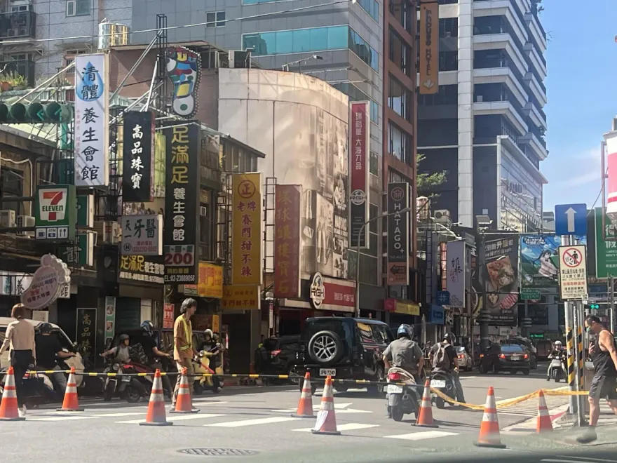 獨/盧貝松鬼月西門町拍片直擊！韓哥+桂綸鎂+路克伊凡斯全到齊