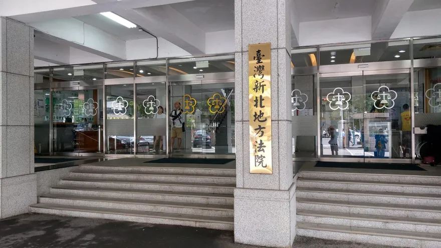 新北翁33刀砍死女房東！一審判無期　他嘆：後悔投案