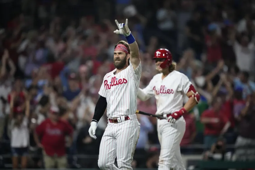 影/費城人重砲哈波夯出陽春砲　不過…是「跑」出來的