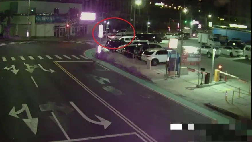 影／晨運翁遭「高速撞飛」重摔落地！29歲BMW駕駛酒測值達0.42毫克　肇事影像曝光