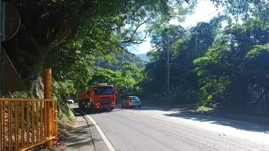 吊車故障阻斷台9線南澳路段　公總：故障車已拖離解除道路管制