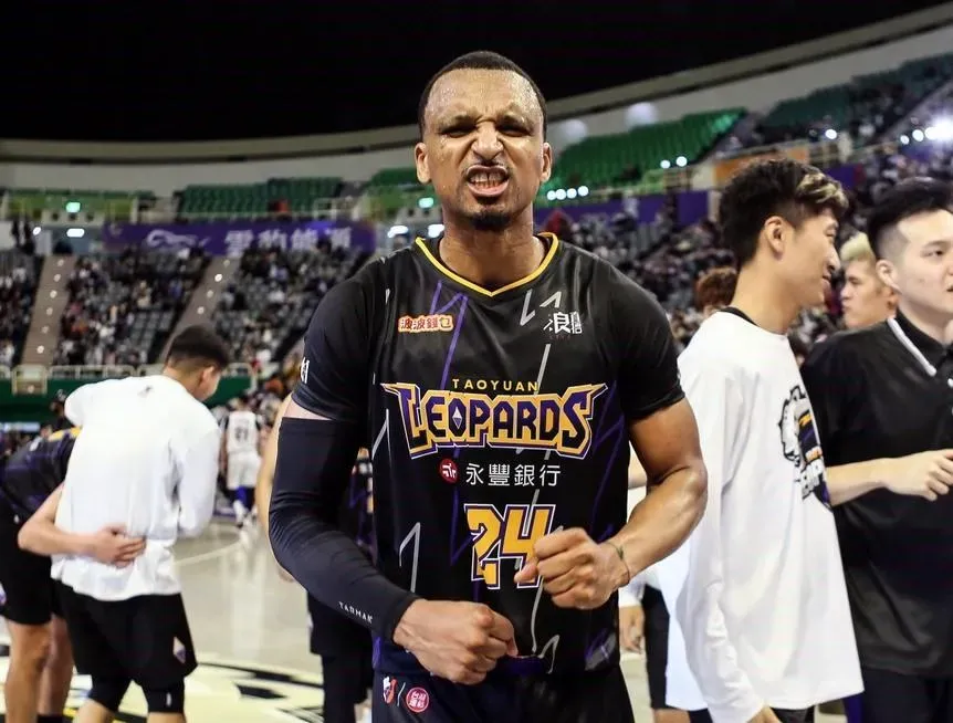 再見台籃！艾夫伯親曝將回中東聯賽　球迷不捨嘆可惜