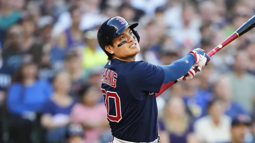 張育成夯雙安！首打席「175公里安打」全場最強勁　跨場連5打席開火