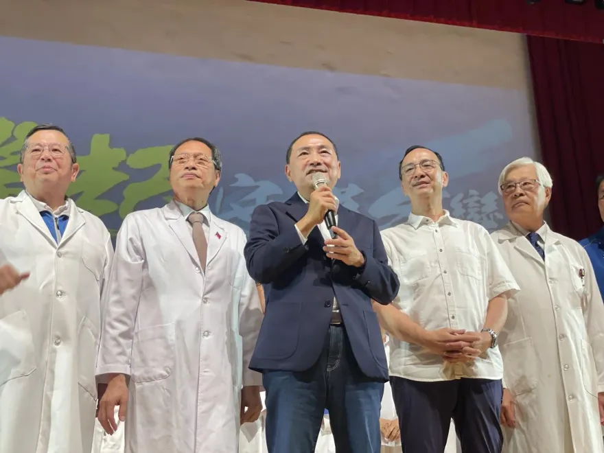 侯友宜承諾：健康照護占GDP提升至8%　成立癌症基金