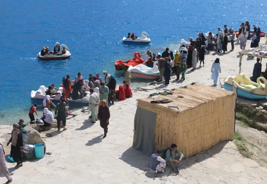 不爽「沒戴好頭巾」！塔利班禁女性遊國家公園：觀光非女性必要之事