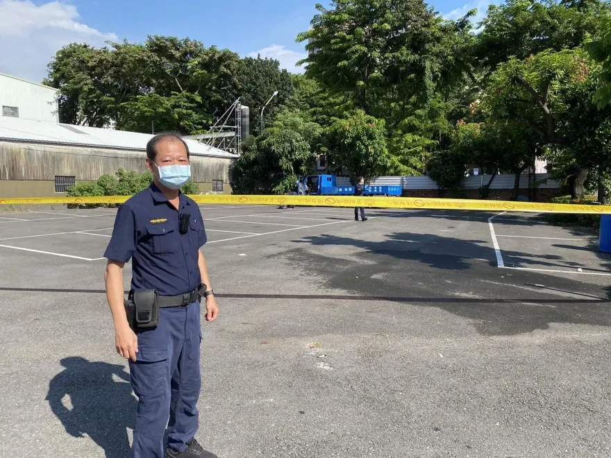 快訊/高雄小貨車不明燃燒　男駕駛燒成焦屍「死狀淒慘」