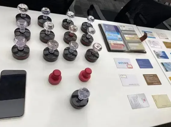 新型詐騙！女子任職16間公司卻「不去上班」　遭警逮捕時「還在面試」