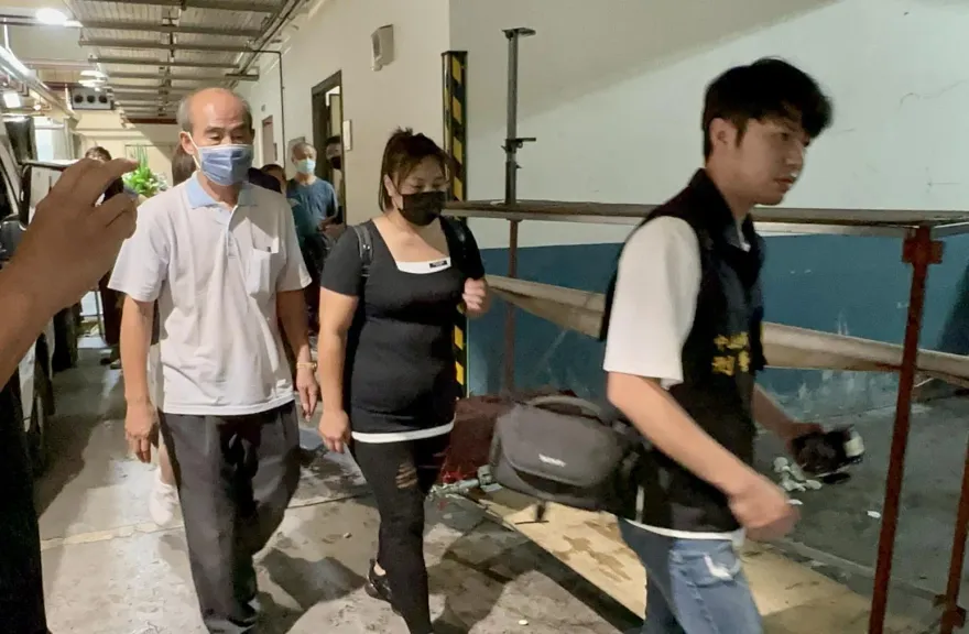 快訊/路樹砸死退休司機檢警相驗遺體　兄長、女兒帶孫子到場