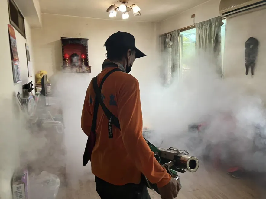 快訊/登革熱+2例！潛伏期曾至台南旅遊史　衛生局今進行個案住家周圍噴消與孳清