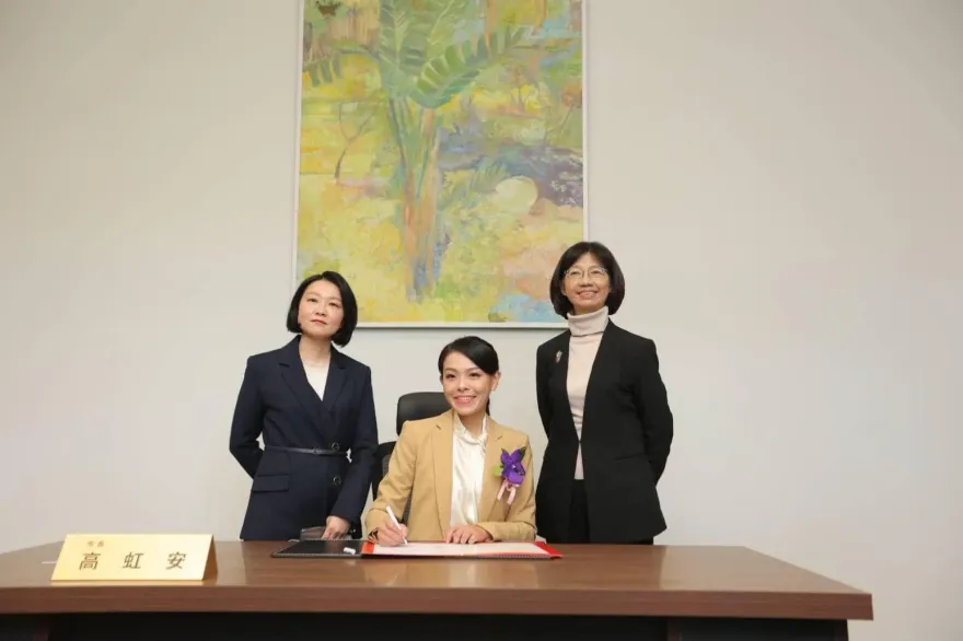 蔡麗清發文了！新竹市「女檢副市長」切割高虹安？101字吐離職心聲