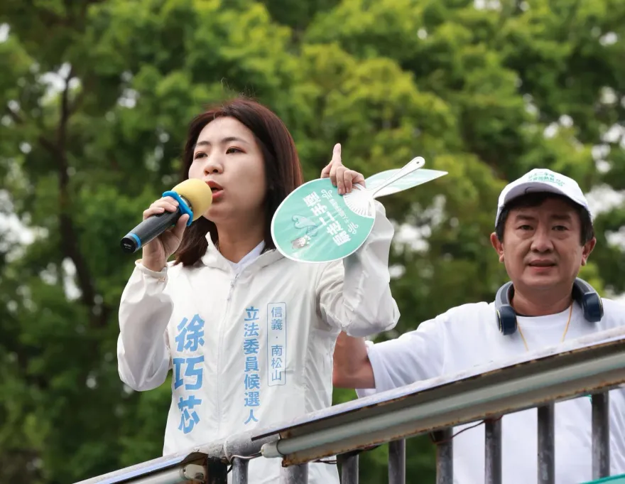 千人上凱道扇走二手菸　要求國健署勿擺爛瀆職