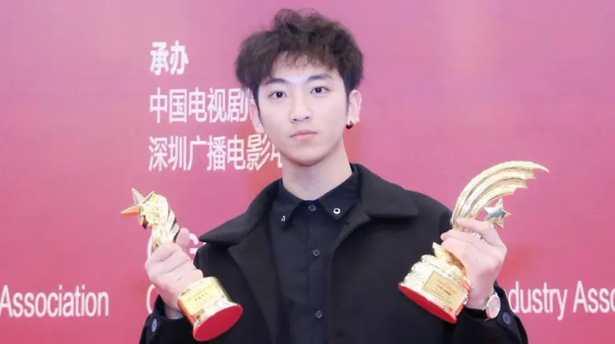 曾合作孫儷、趙又廷！製片人梁亞斌驚傳驟逝　享年30歲